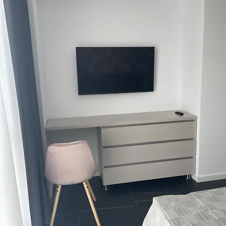 Velier View מאמאיה