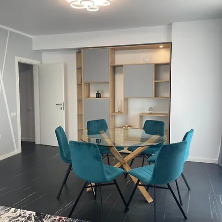 Velier View Mamaia